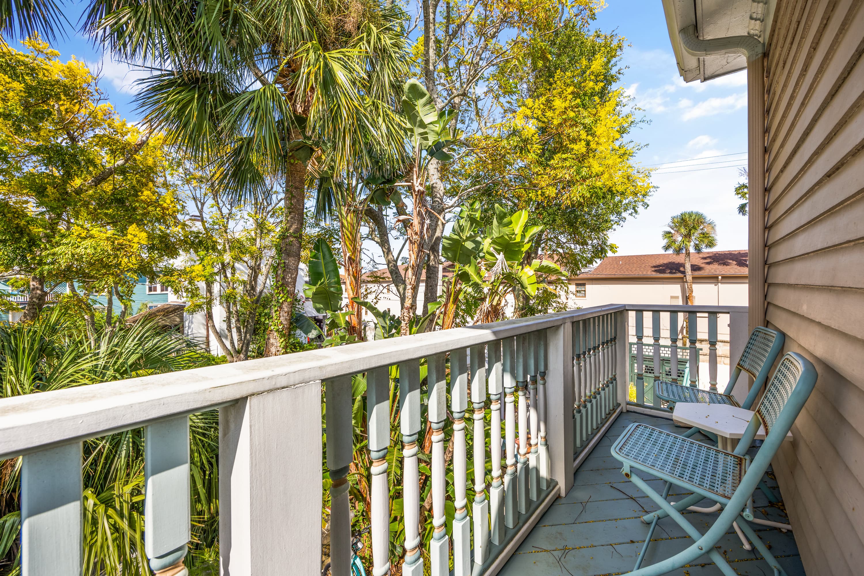 balcony