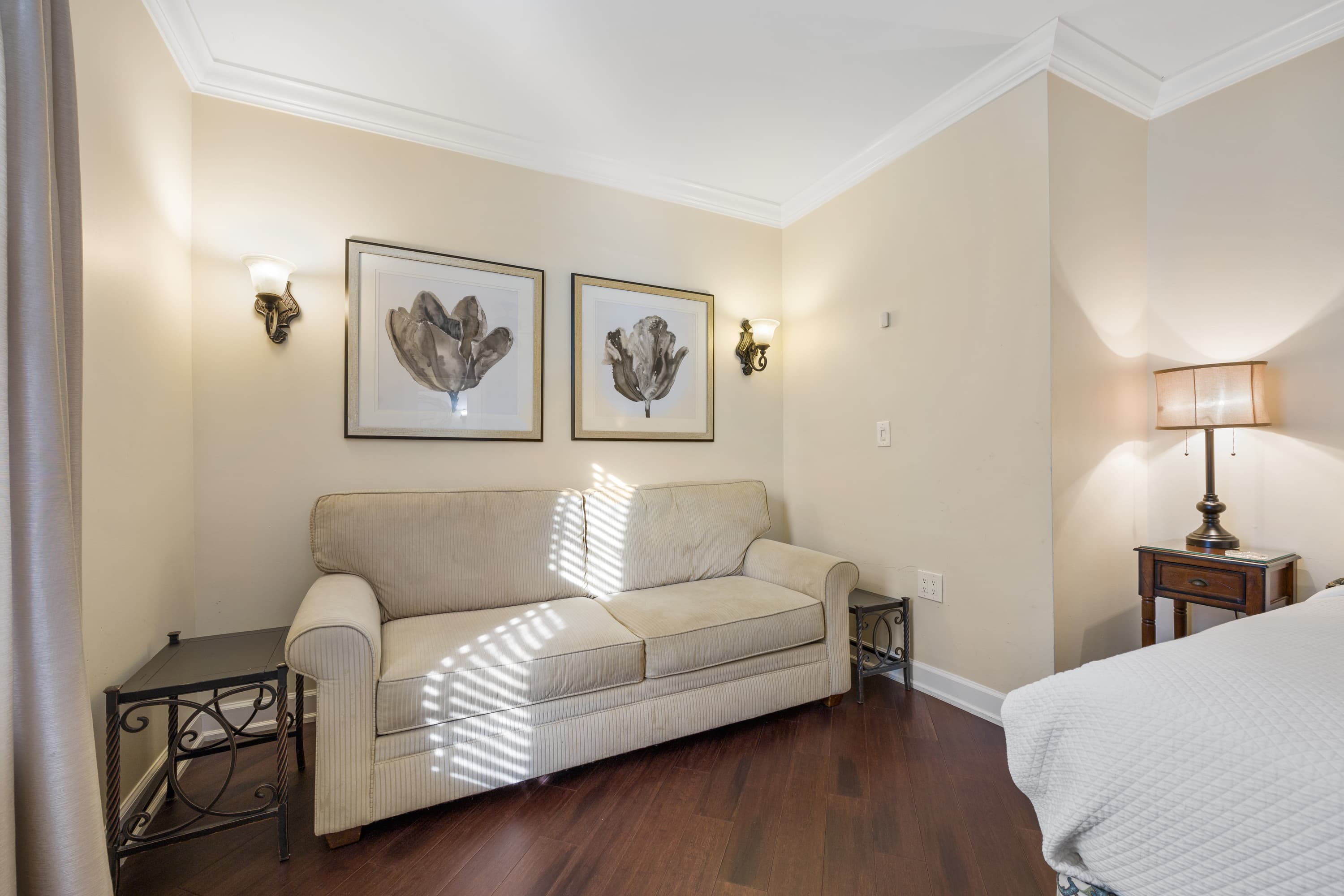sitting area